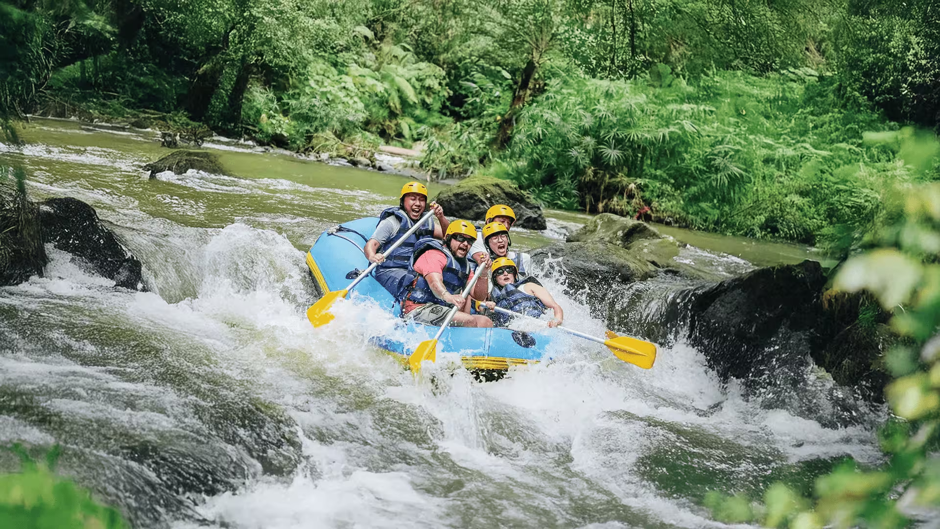 Ubud, Ayung River Rafting & The Beauty of Tegenungan Waterfall thumbnail 7